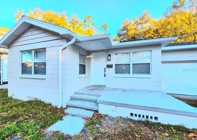 $3,000 | 2617 West Watrous Avenue, Tampa, FL 33629