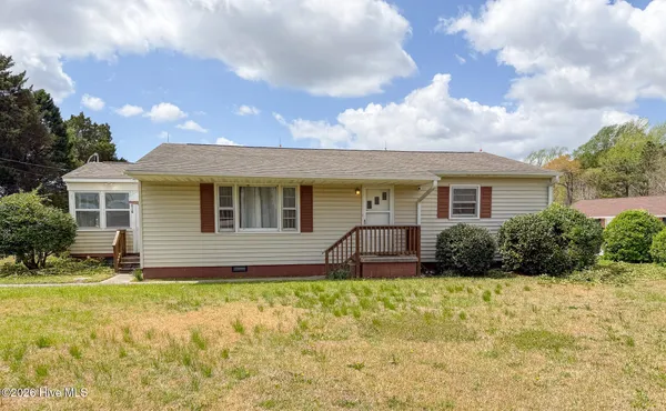 $1,600 | 1515 Belgrade-Swansboro Road, Maysville, NC 28555