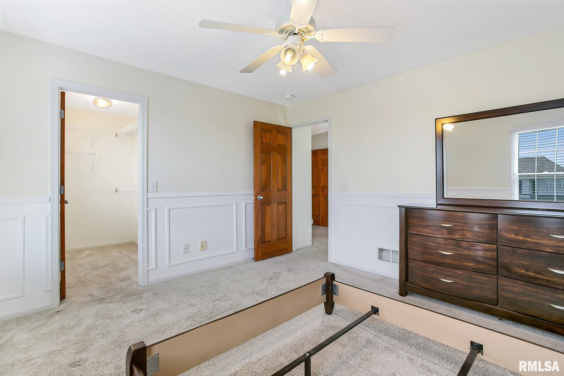 5573 North Ridge Circle Bettendorf, IA 52722 - Photo 20 of 40 Gallery Image 20