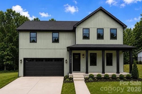 $379,900 | 1830 31st Street Northeast, Hickory, NC 28601