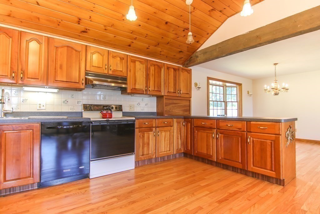 144 Turkey Hill Road Rutland, MA 01543 - Photo 10 of 40