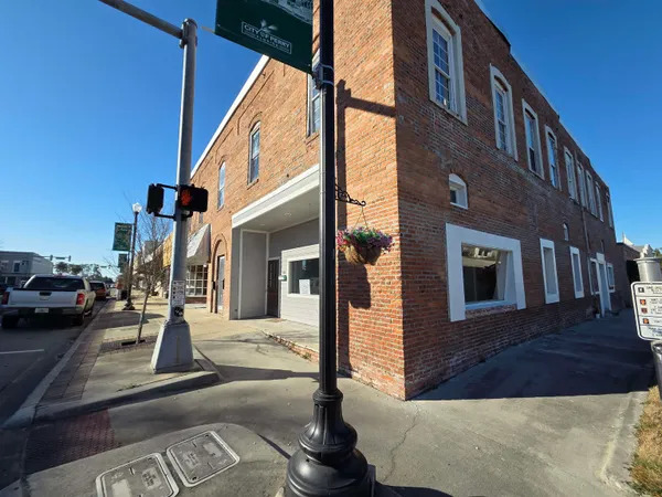 $1,200 | 131 North Jefferson Street, Perry, FL 32347