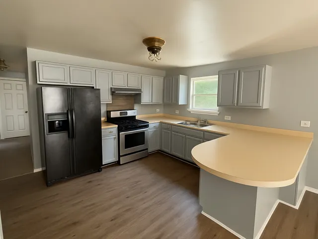 $239,900 | 1712 11th Street, Waukegan, IL 60085