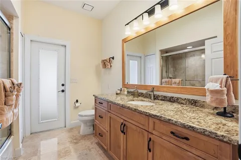 $1,075,000 | 2544 Southeast 23rd Place, Cape Coral, FL 33904