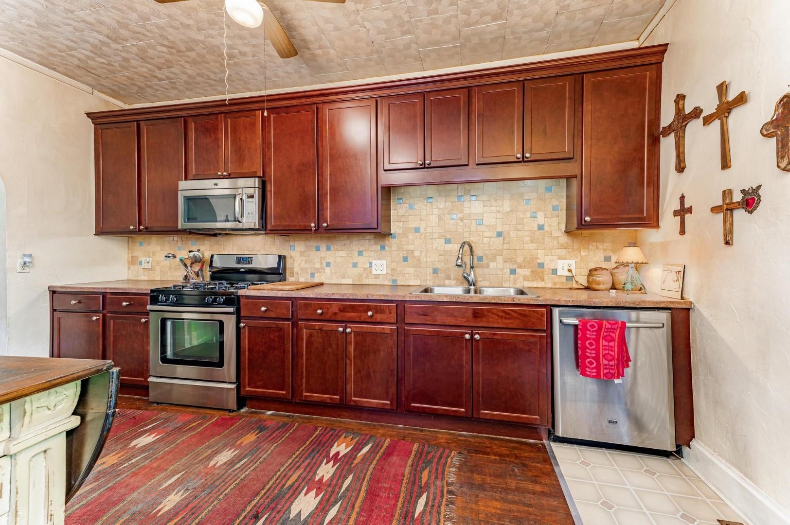 717 East 8th Avenue Winfield, KS 67156 - Photo 14 of 32