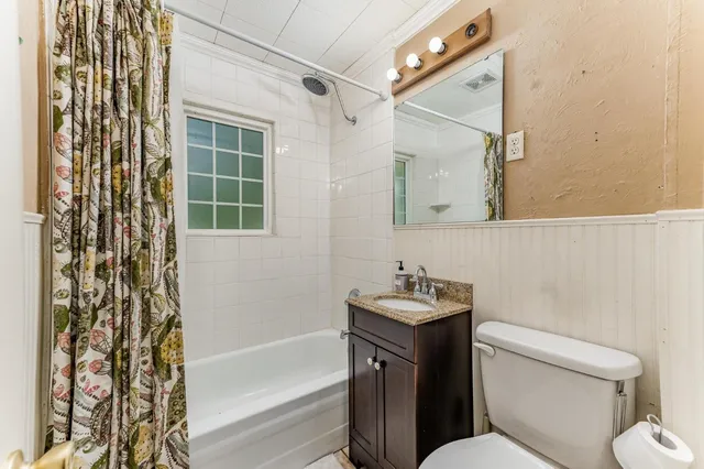 $150,000 | 717 East 8th Avenue, Winfield, KS 67156