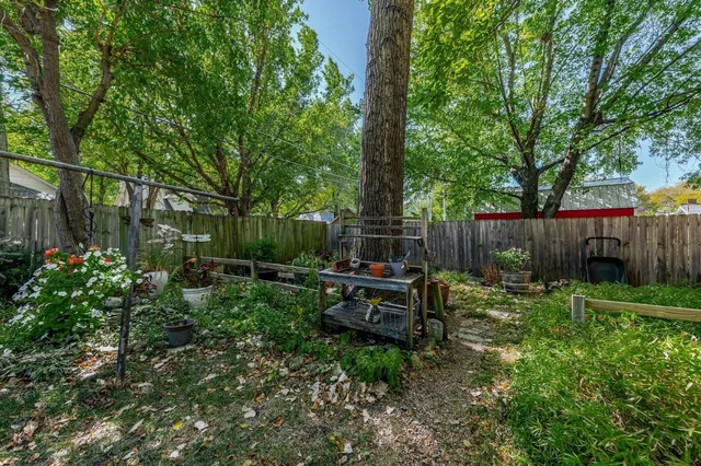 $150,000 | 717 East 8th Avenue, Winfield, KS 67156