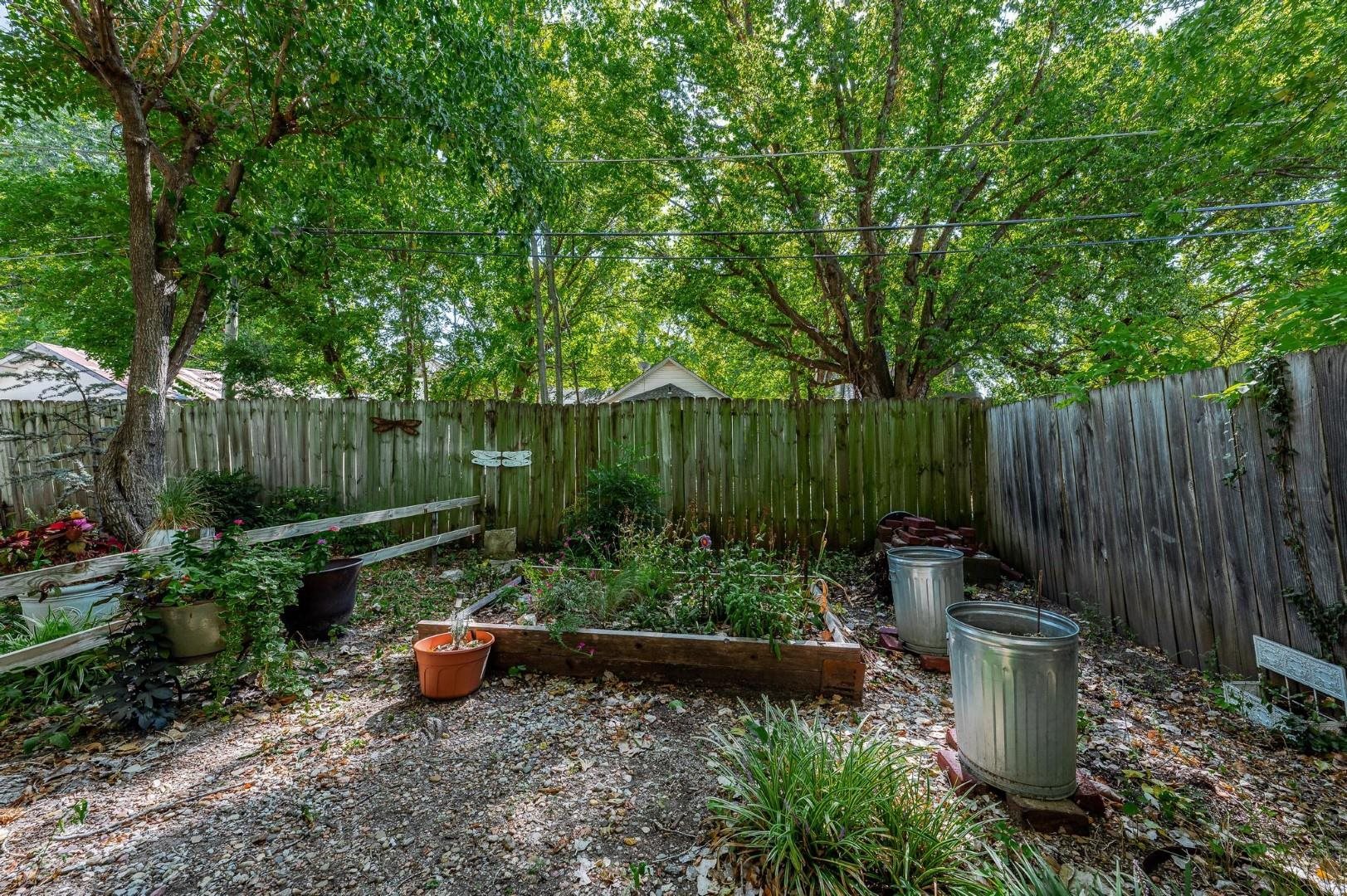 717 East 8th Avenue Winfield, KS 67156 - Photo 27 of 32