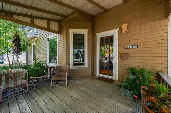 $150,000 | 717 East 8th Avenue, Winfield, KS 67156