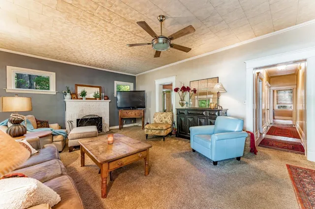 $150,000 | 717 East 8th Avenue, Winfield, KS 67156