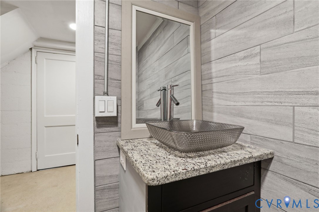13329 South Chester Road Chester, VA 23831 - Photo 29 of 60