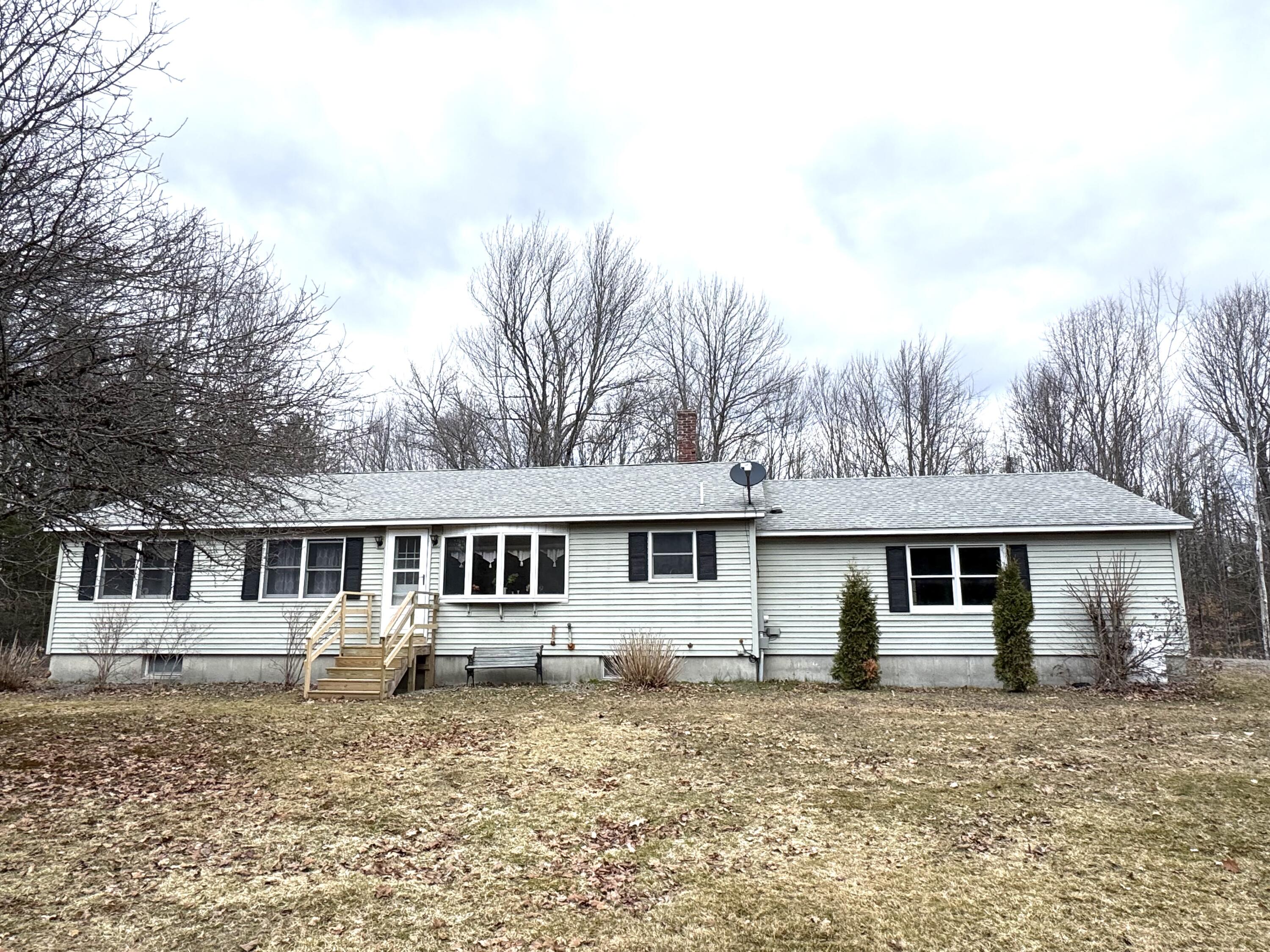 661 Mercer Road Norridgewock, ME 04957 - Photo 2 of 25 IMG_2013