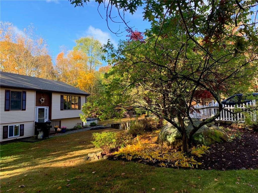 67 Stubtown Road Hopkinton, RI 02832 - Photo 2 of 38
