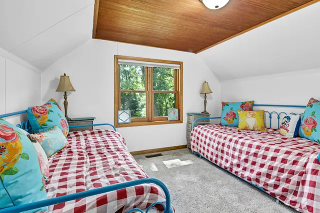 $895,000 | 29923 Lakeview Avenue, Red Wing, MN 55066