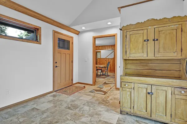 $845,000 | 29923 Lakeview Avenue, Red Wing, MN 55066