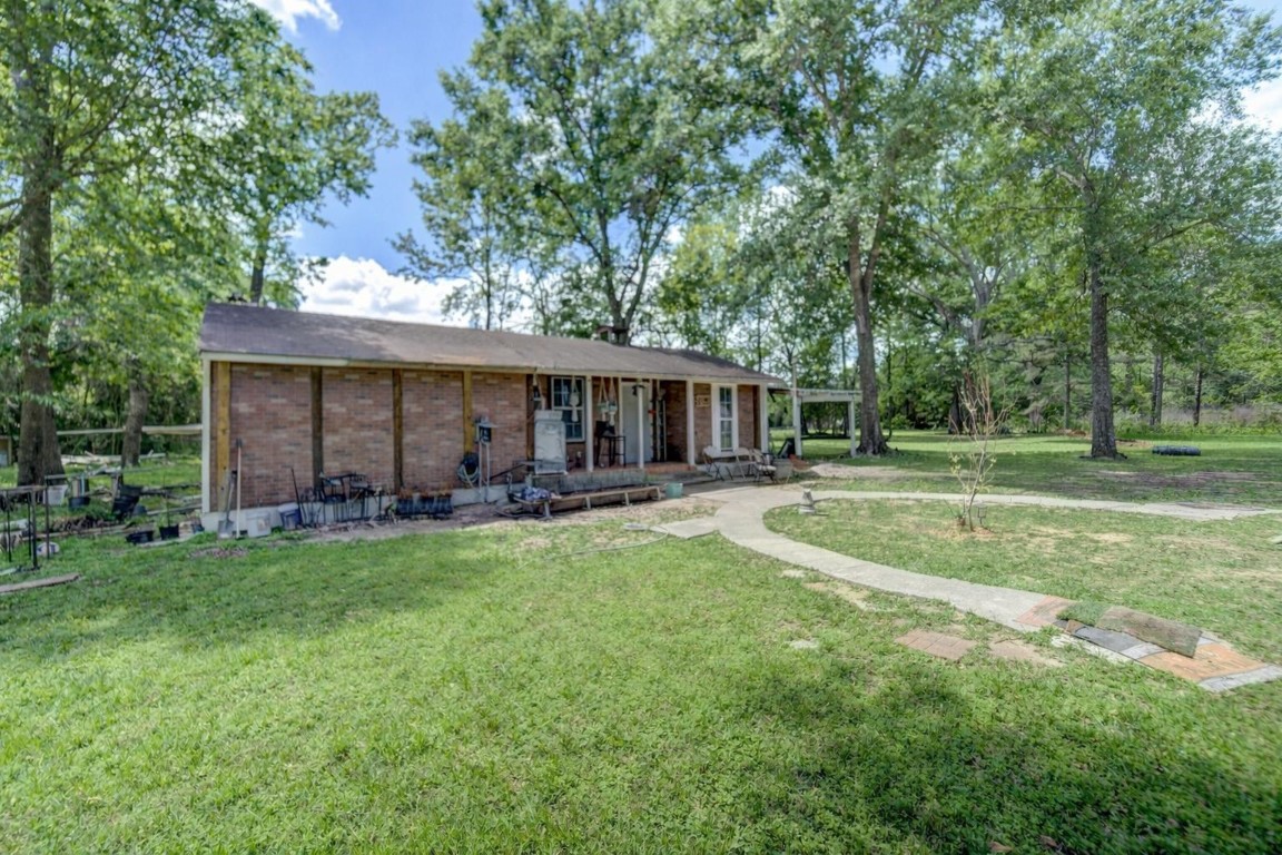 14016 Calhoun Road Conroe, TX 77302 - Photo 8 of 17