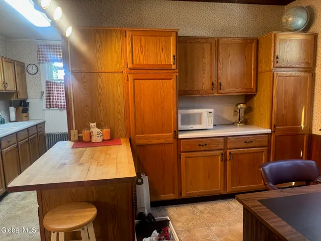 $229,000 | 7 5th Avenue, Gloversville, NY 12078