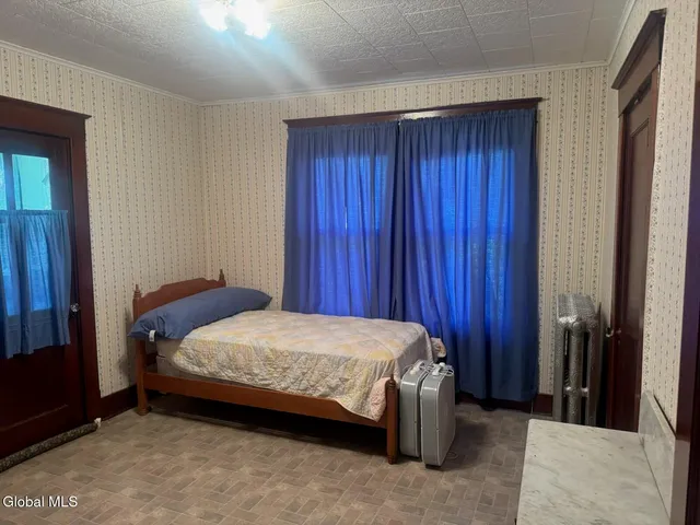 $229,000 | 7 5th Avenue, Gloversville, NY 12078