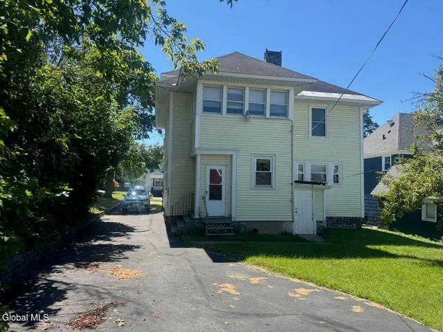 $229,000 | 7 5th Avenue, Gloversville, NY 12078
