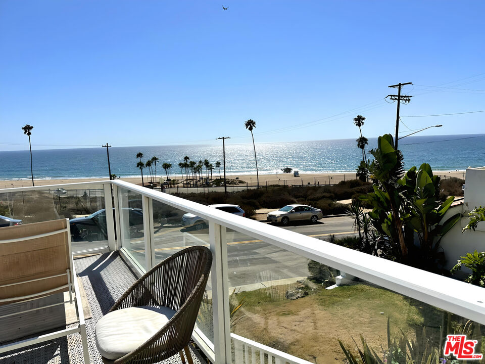135 Napoleon Street Playa del Rey, CA 90293 - Photo 6 of 36 a view of a balcony with chairs