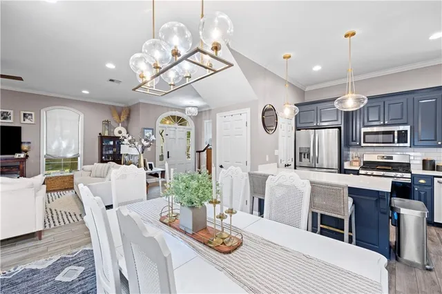 $399,000 | 124 West Esplanade Avenue, Kenner, LA 70065