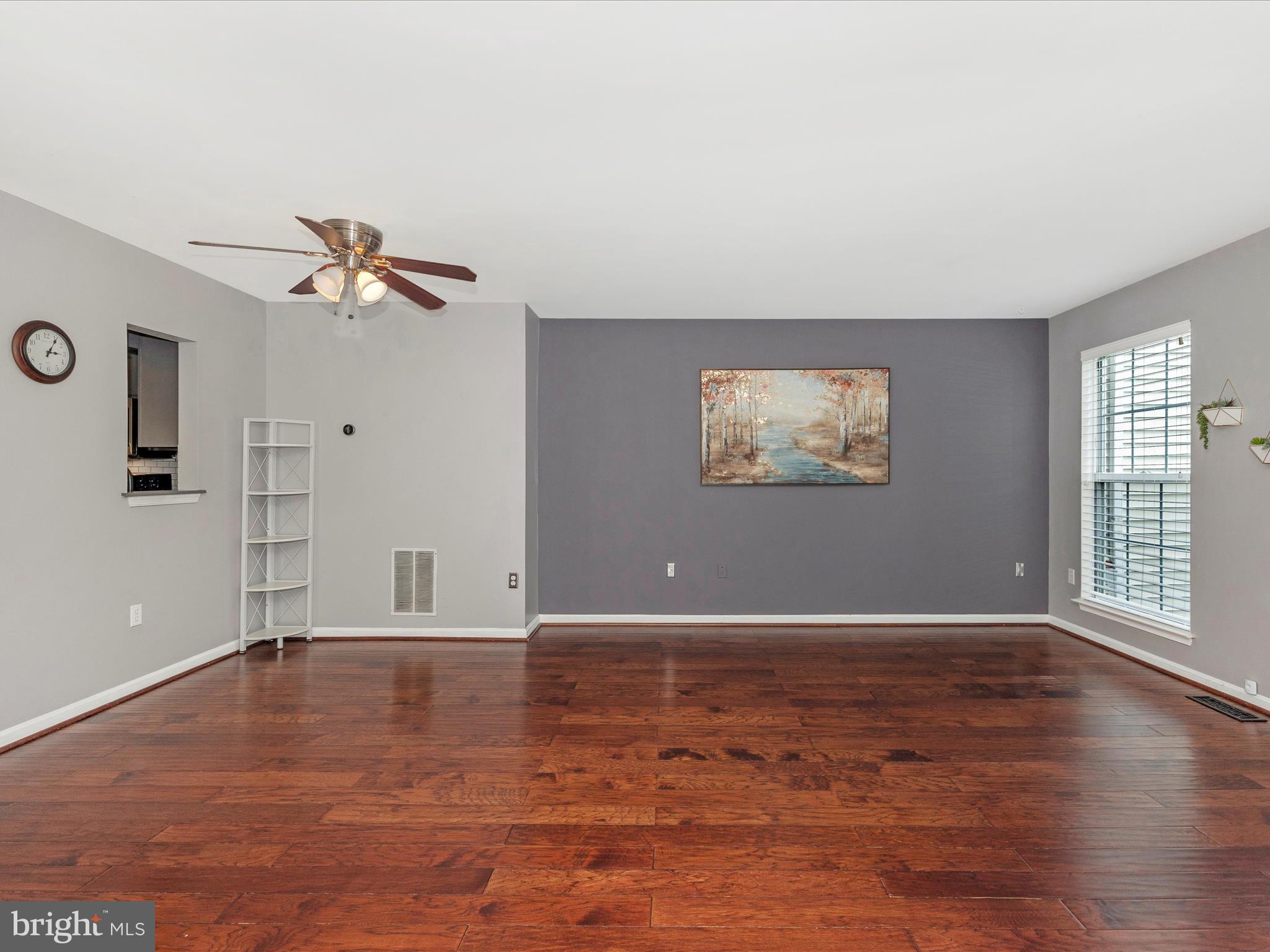 9102 Ridgefield Lane Frederick, MD 21701 - Photo 11 of 82 Living & Dining