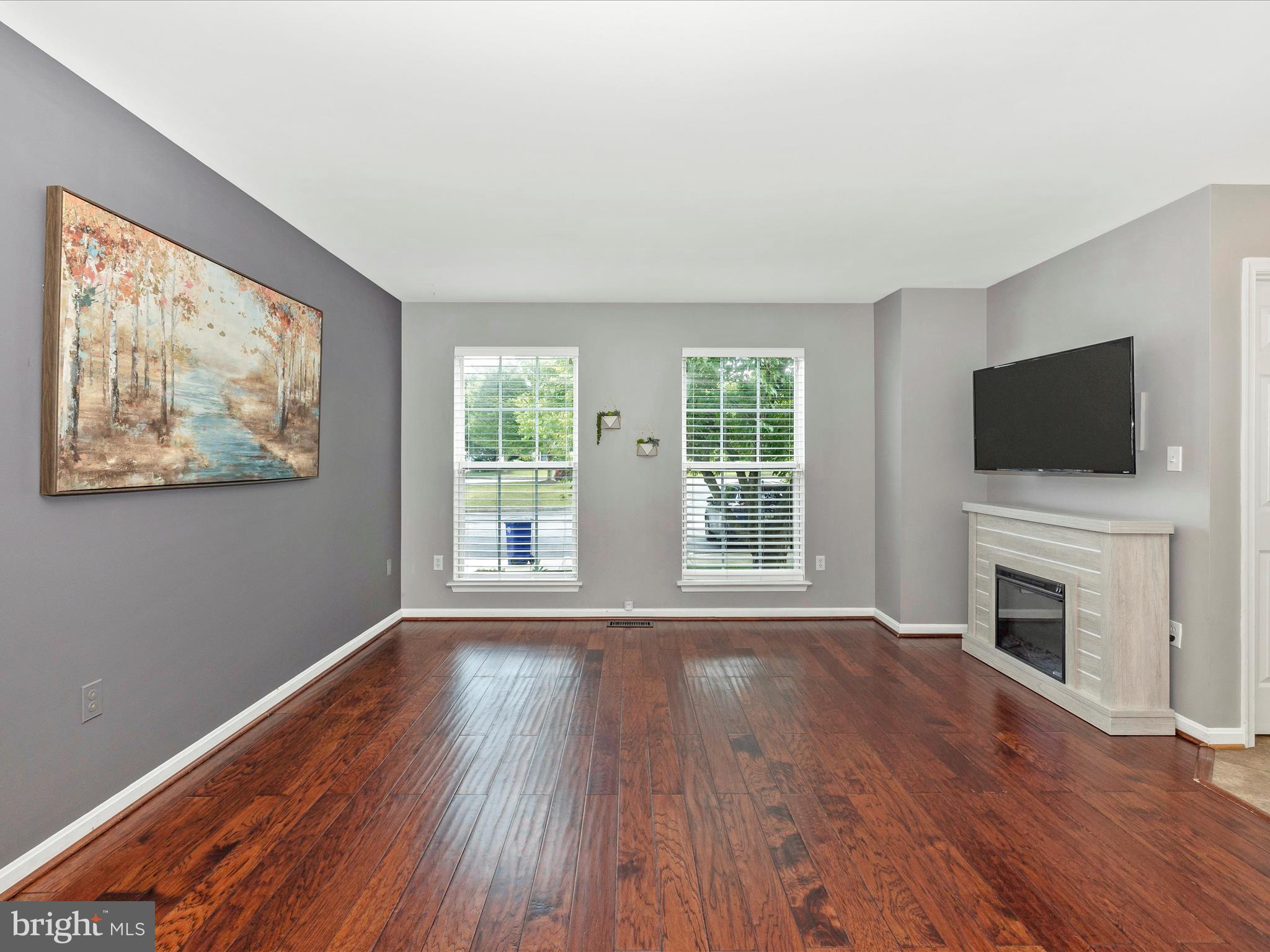 9102 Ridgefield Lane Frederick, MD 21701 - Photo 6 of 82 Living Area