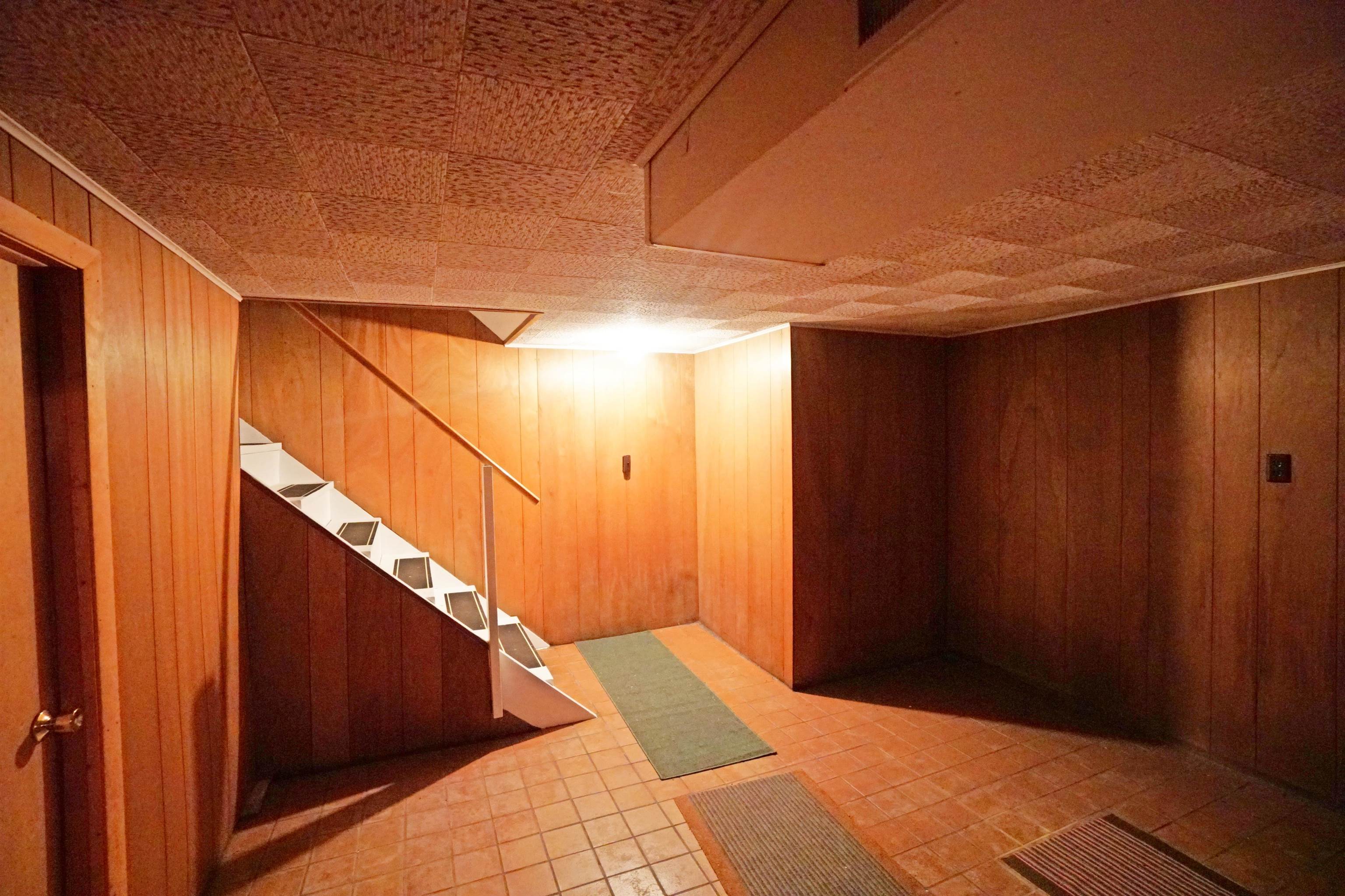 201 Jackson Street Hanover, IL 61041 - Photo 23 of 40