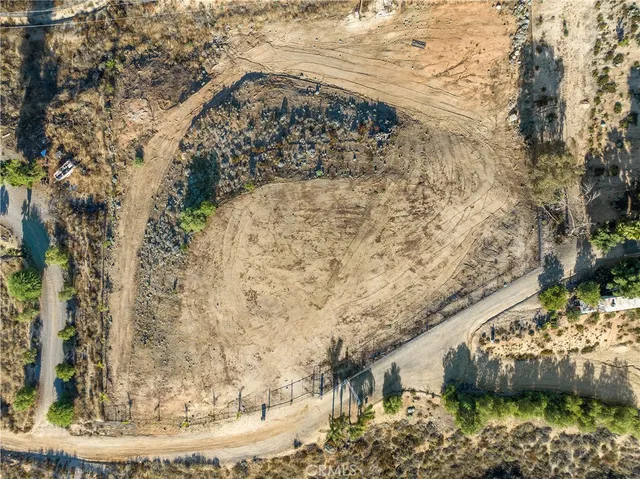 $240,000 | 33123 Via Margarita Street, Wildomar, CA 92595