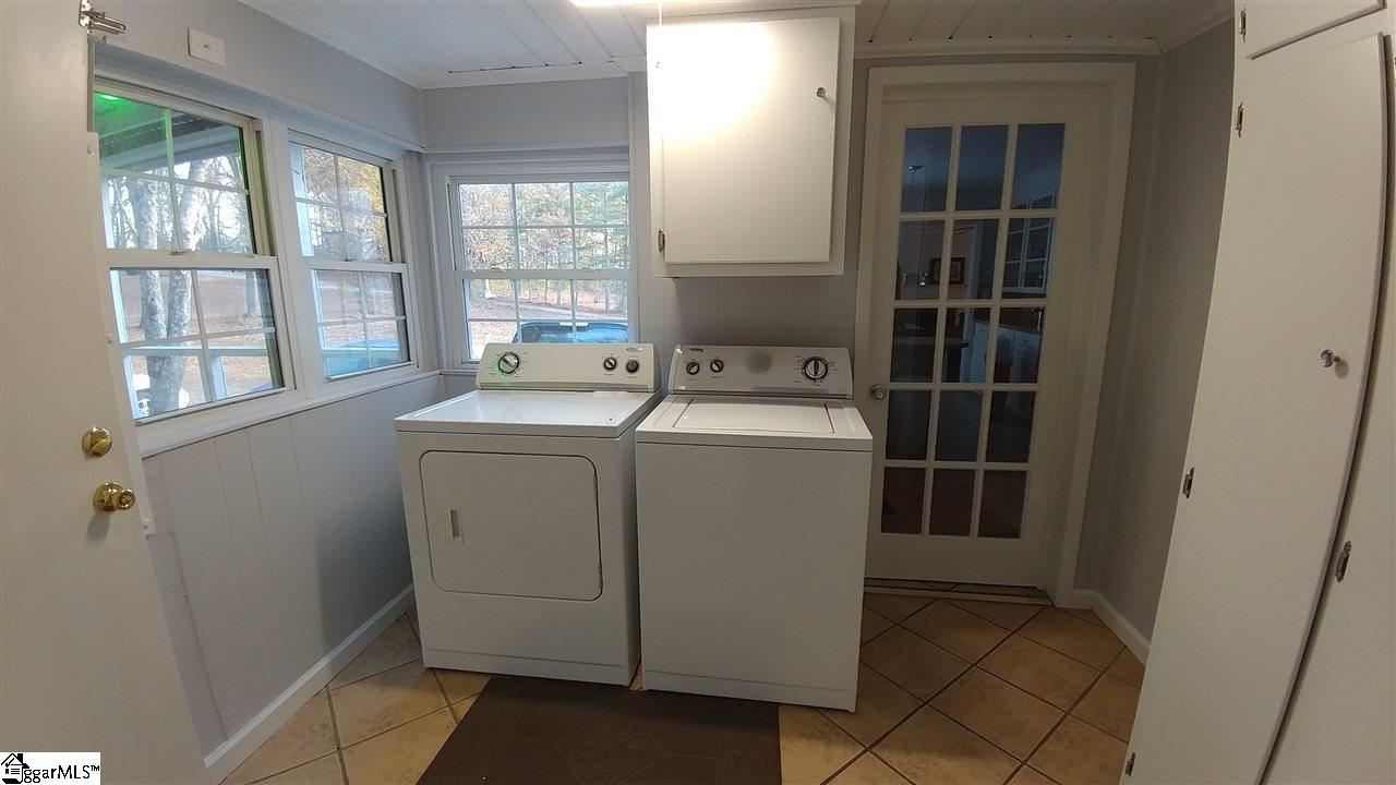 881 North Rutherford Road Taylors, SC 29687 - Photo 10 of 14