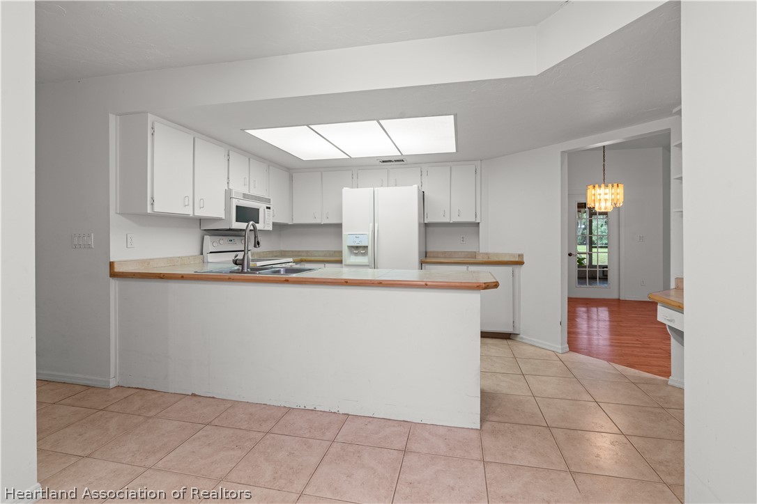 333 Cardinal Road Sebring, FL 33876 - Photo 6 of 12