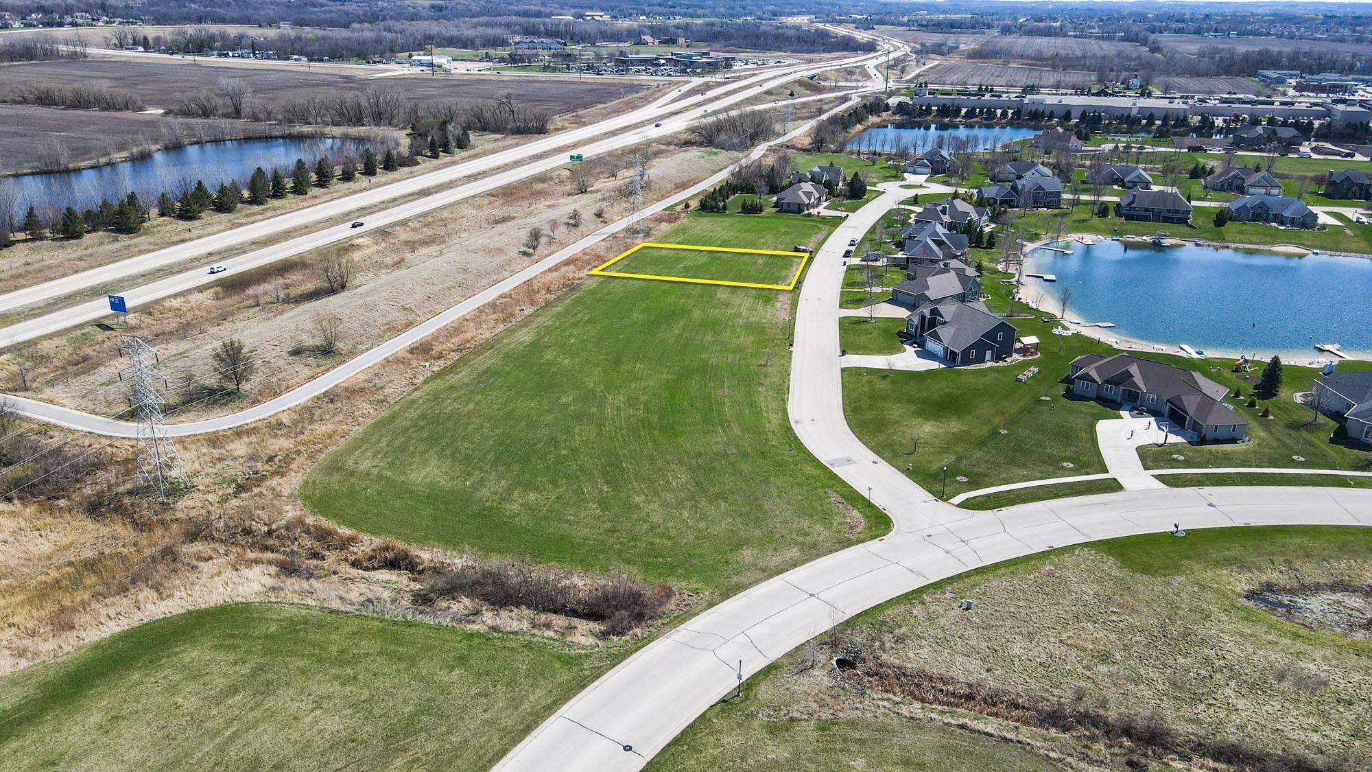 1208 Spring Lake Drive, Unit 28 Fond du Lac, WI 54935 - Photo 3 of 5