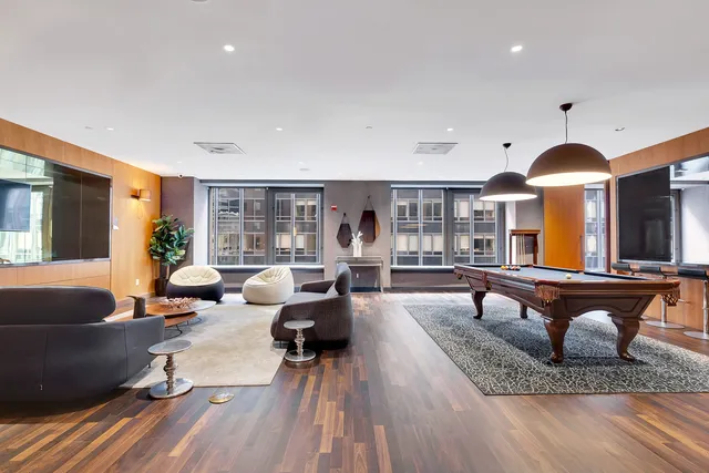 $1,495,000 | 75 Wall Street, Unit 38N | Financial District