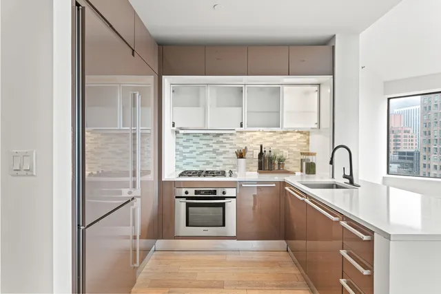 $1,495,000 | 75 Wall Street, Unit 38N | Financial District