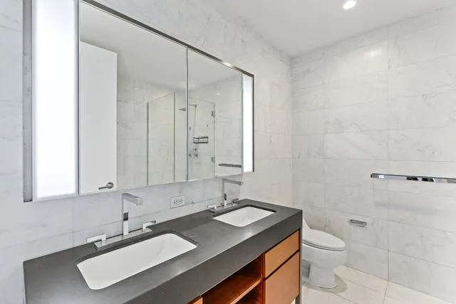 $1,495,000 | 75 Wall Street, Unit 38N | Financial District