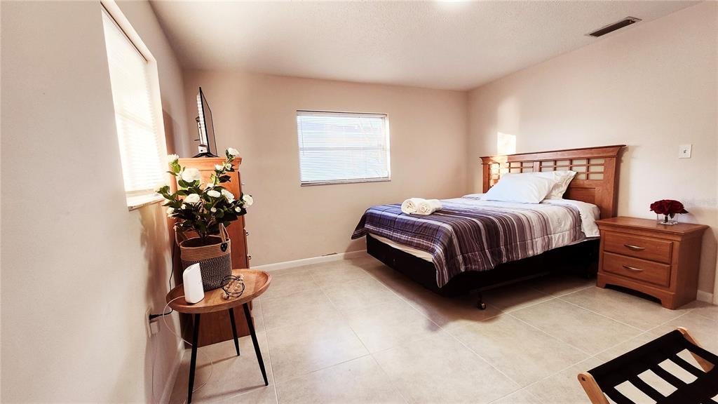 9709 Lakeside Lane Port Richey, FL 34668 - Photo 12 of 12 Gallery Image 12