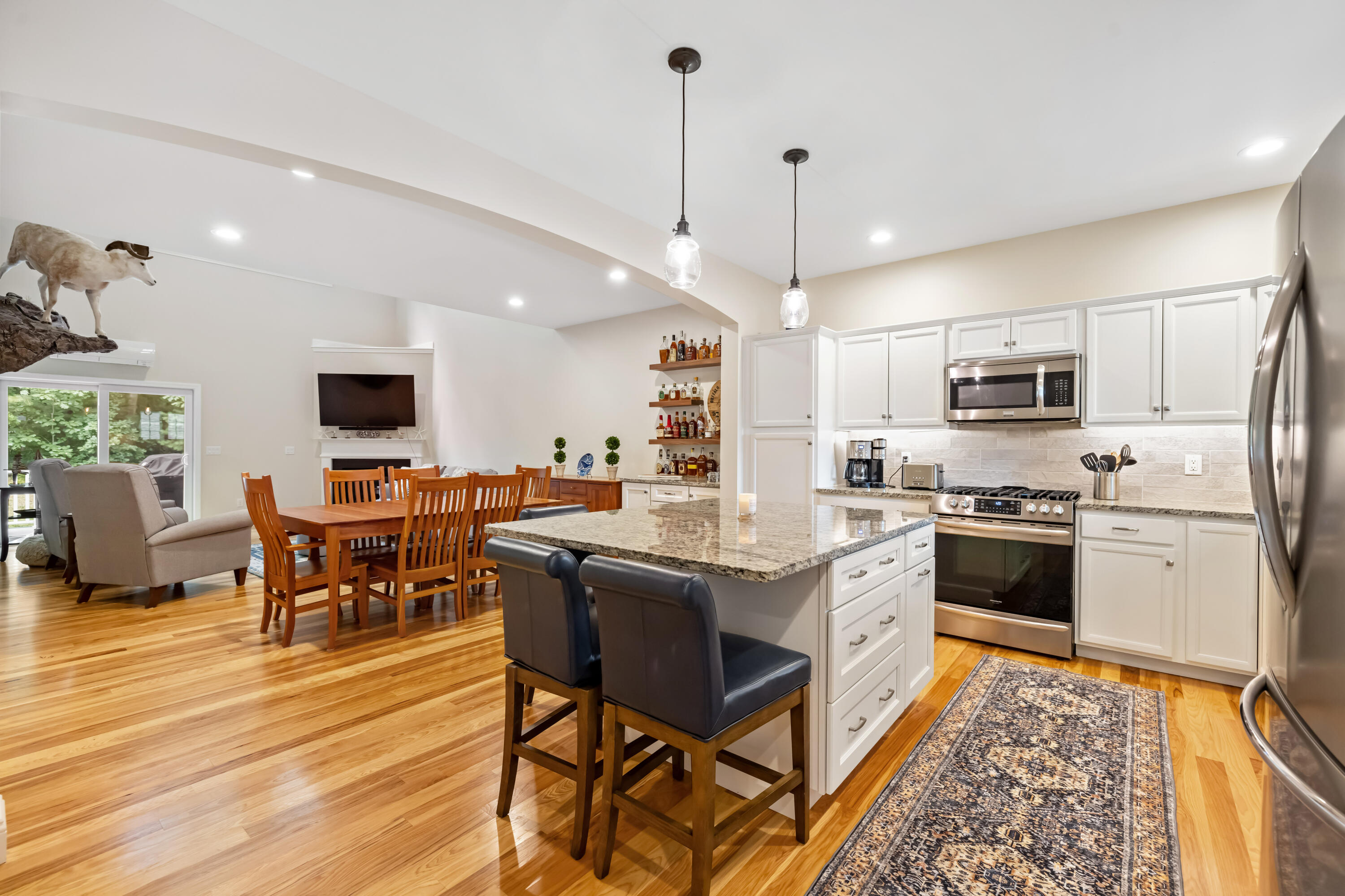 23 Chamberlain Way, Unit 23 Kennebunk, ME 04043 - Photo 5 of 49 3G0A9162