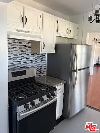 $4,150 | 3624 Arlington Avenue, Los Angeles, CA 90018