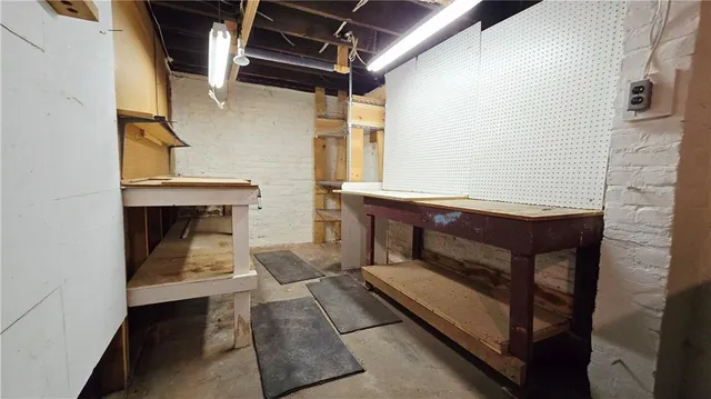 $149,900 | 1108 Roosevelt Avenue, St. Joseph, MO 64505