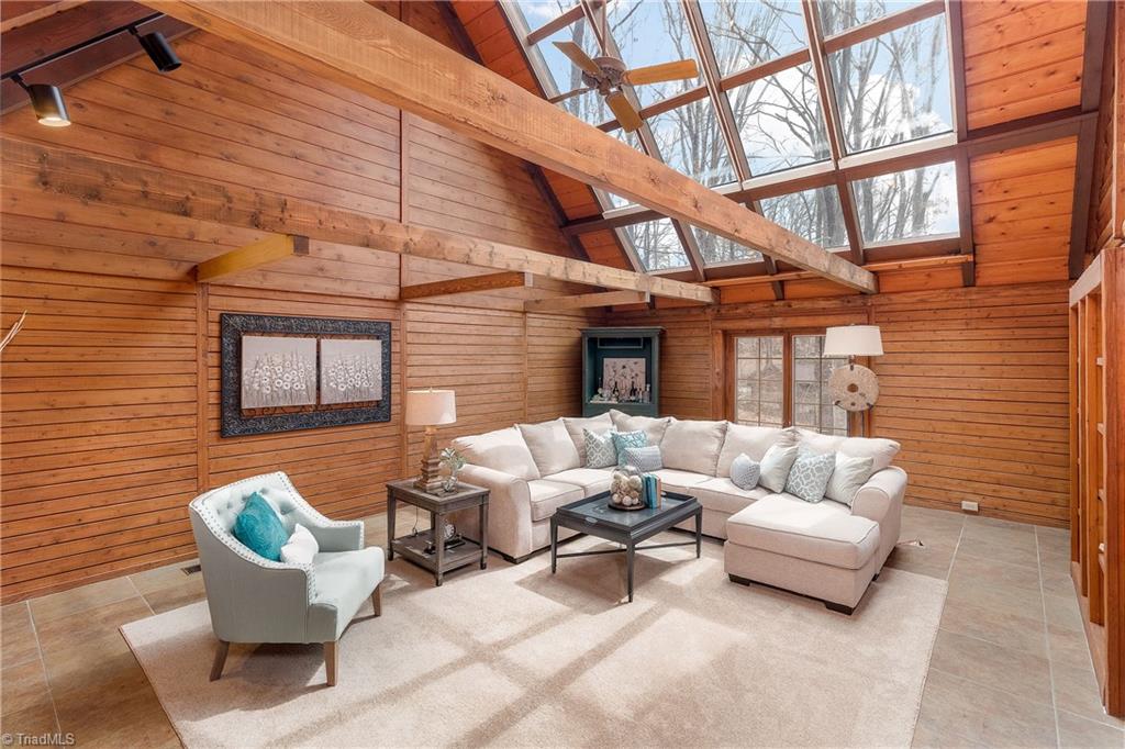 5413 Rambling Road Greensboro, NC 27409 - Photo 20 of 39