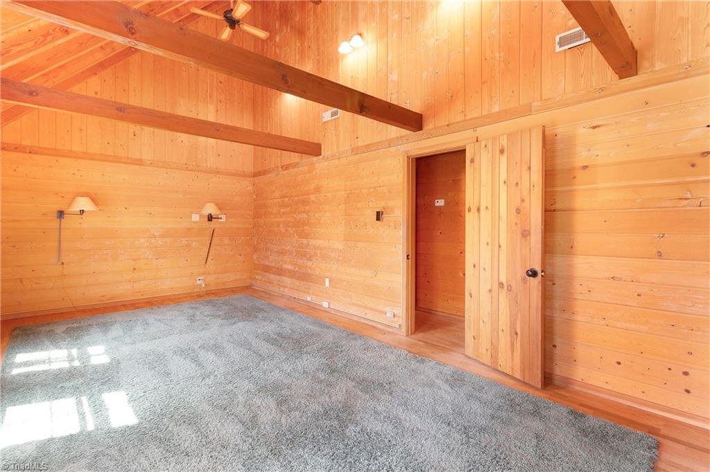 5413 Rambling Road Greensboro, NC 27409 - Photo 29 of 39