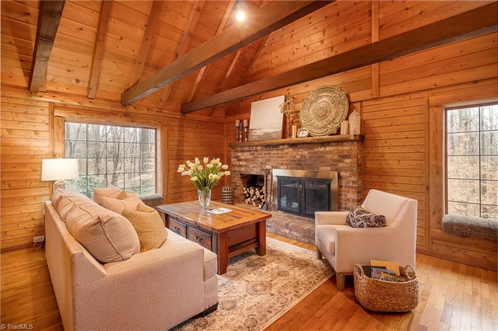 5413 Rambling Road Greensboro, NC 27409 - Photo 9 of 39