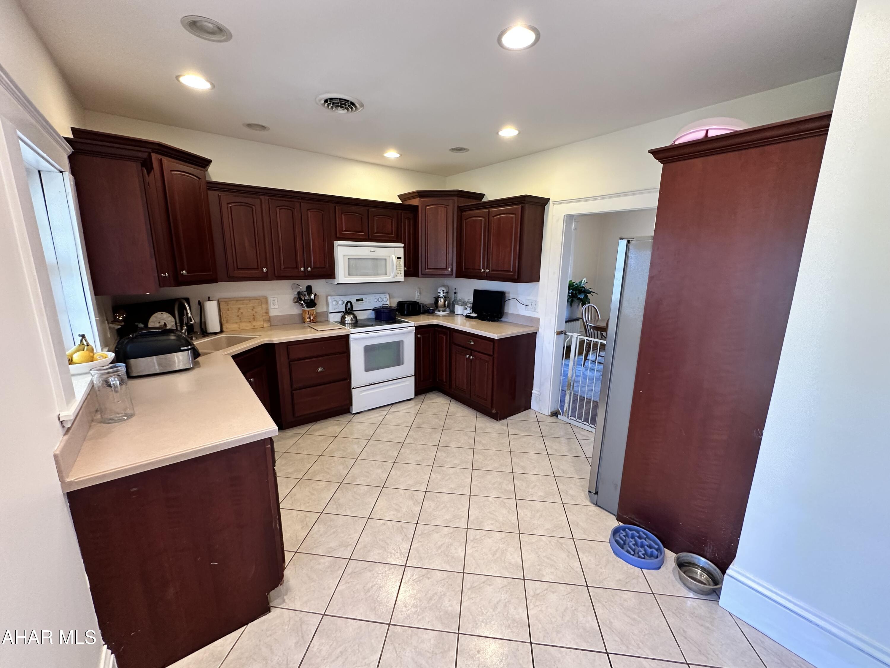 604 Walnut Street Roaring Spring, PA 16673 - Photo 18 of 32