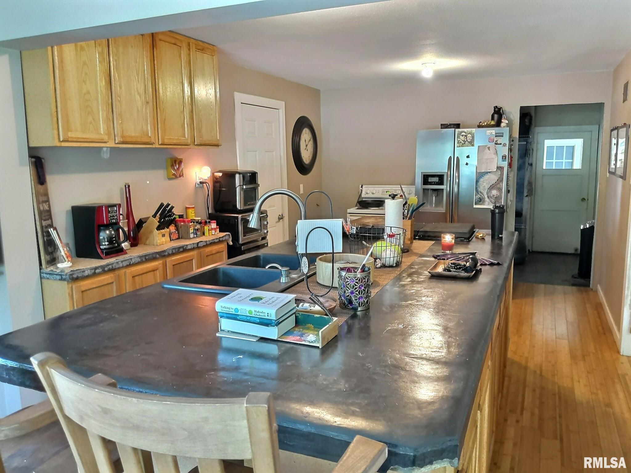 219 Country Club Road Centralia, IL 62801 - Photo 6 of 14 Gallery Image 6
