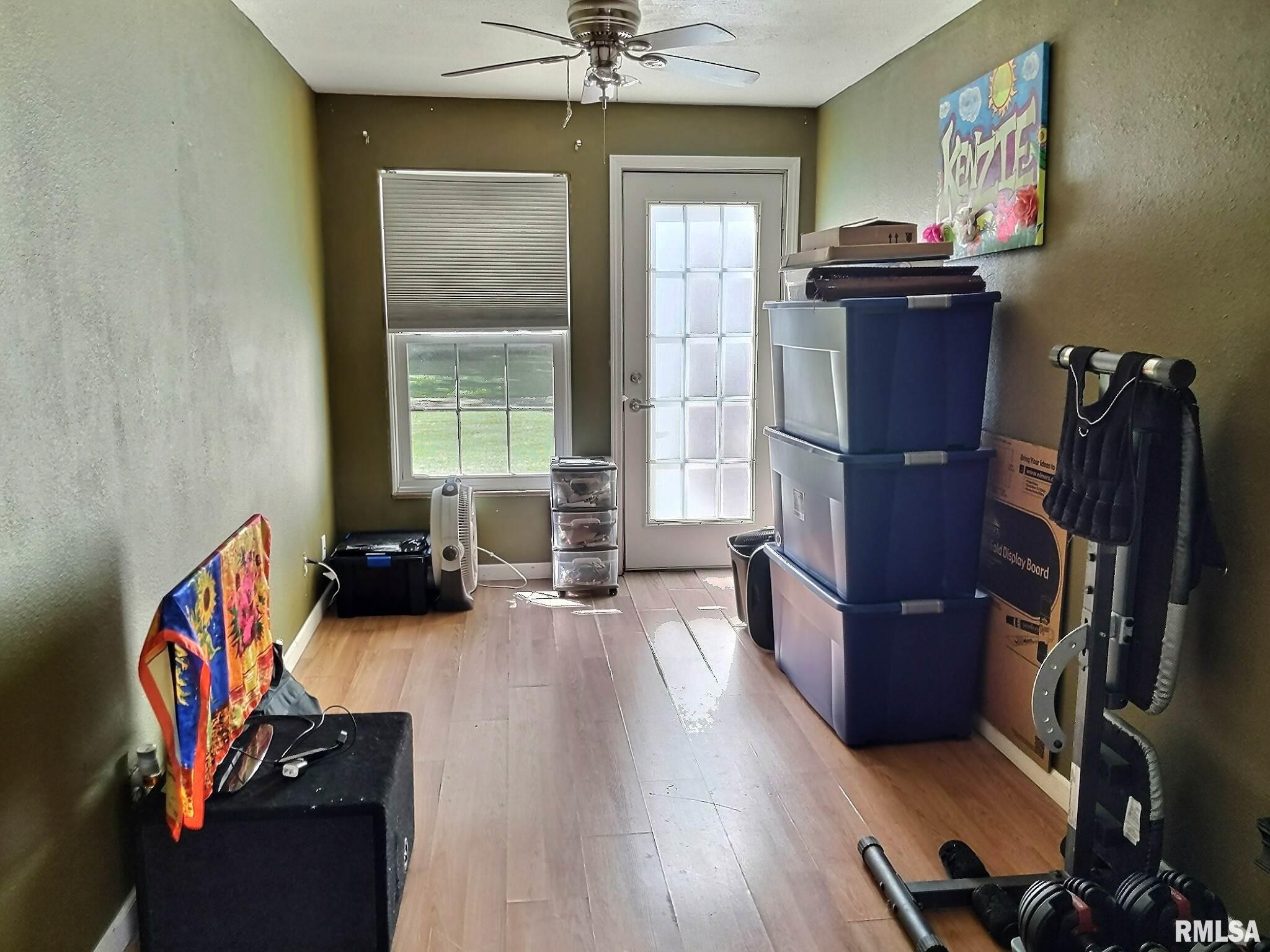 219 Country Club Road Centralia, IL 62801 - Photo 10 of 14 Gallery Image 10