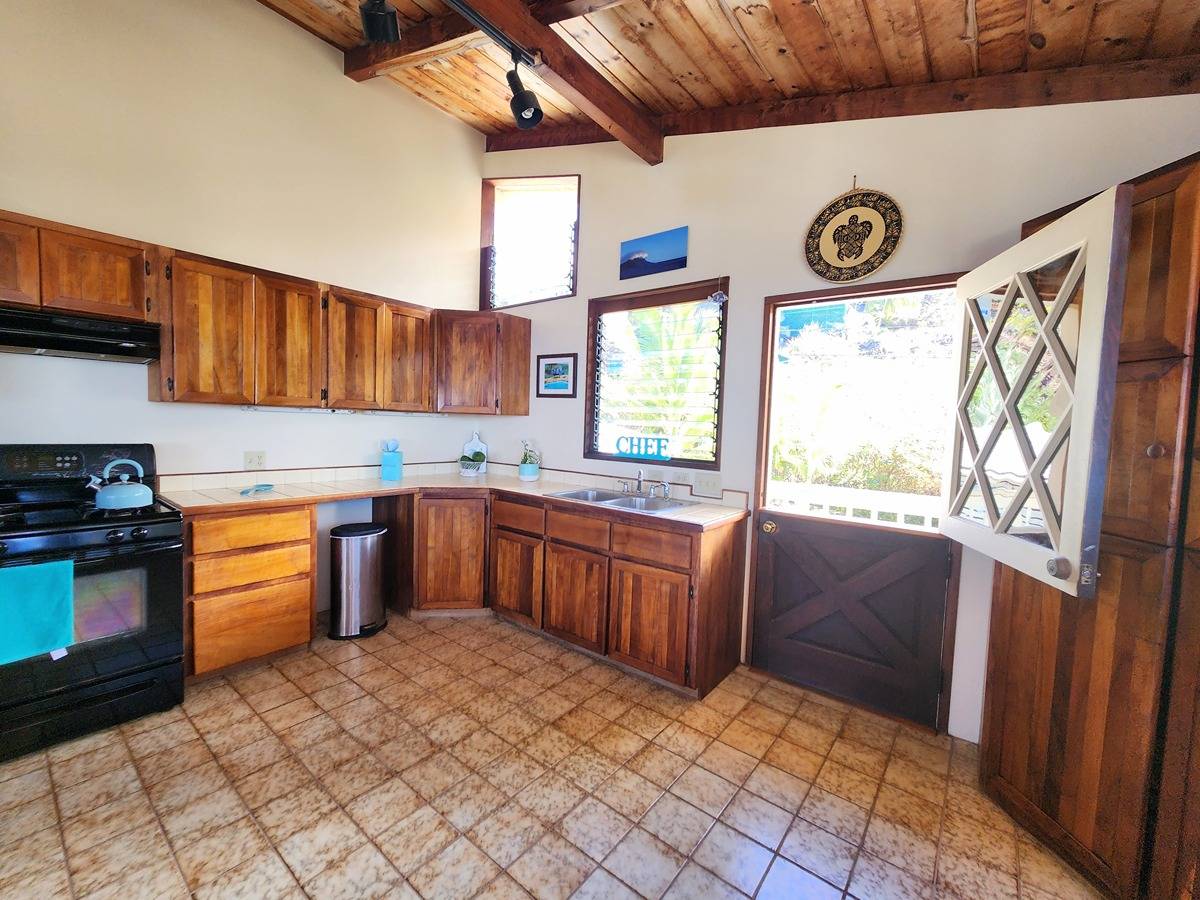 87-3179 Kihikihi Road Captain Cook, HI 96704 - Photo 5 of 17 Gallery Image 5