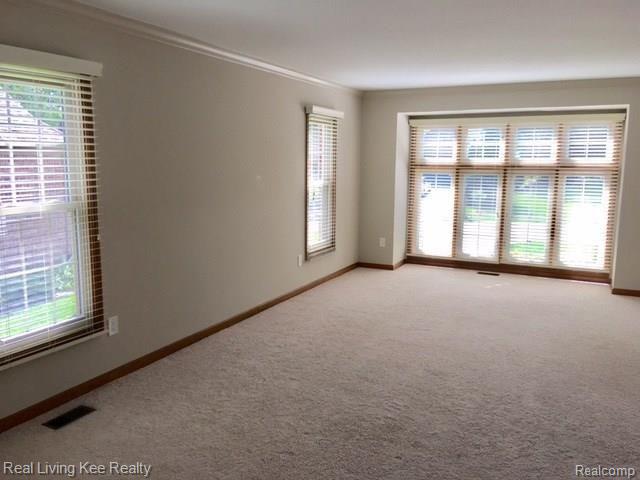 700 Snowmass Drive Rochester, MI 48309 - Photo 4 of 10