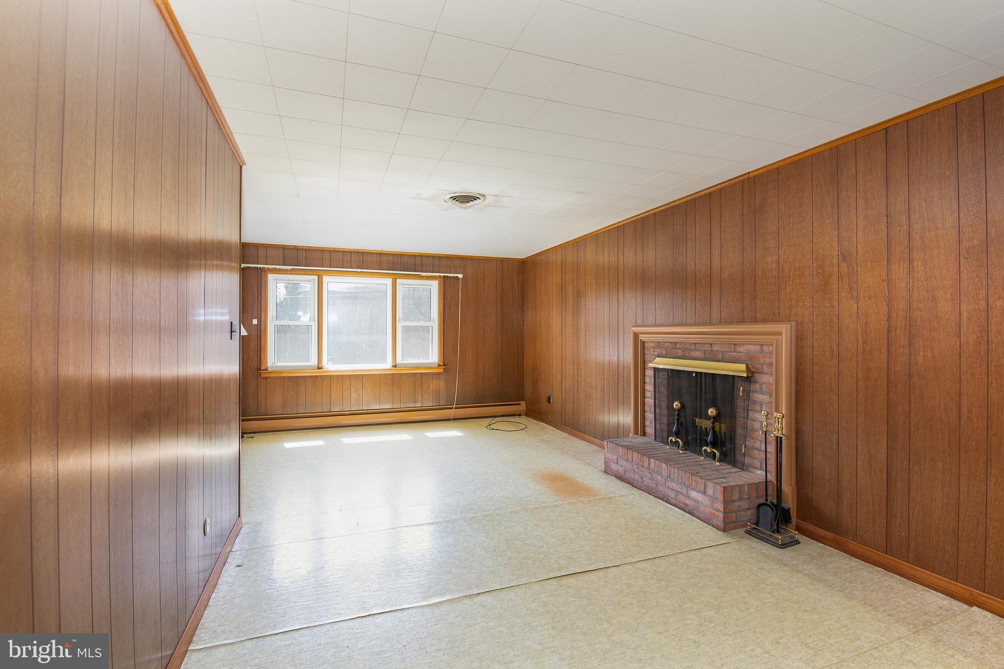 417 Holland Street Reading, PA 19607 - Photo 11 of 29