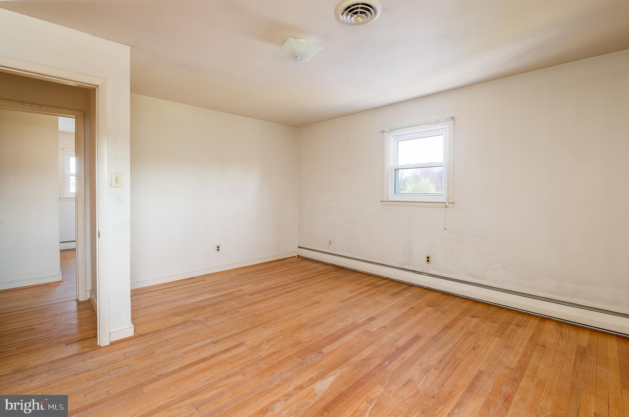 417 Holland Street Reading, PA 19607 - Photo 14 of 29