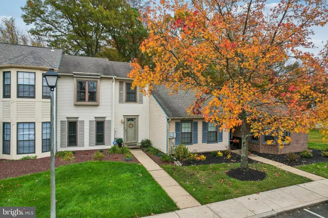 $389,900 | 7 Banbury Court, Robbinsville, NJ 08691